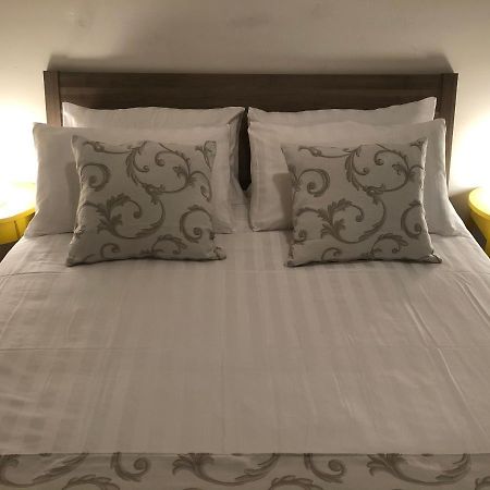 Relais 7.20 Apartment Gallarate Bagian luar foto