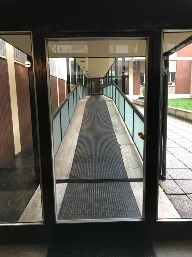 Relais 7.20 Apartment Gallarate Bagian luar foto
